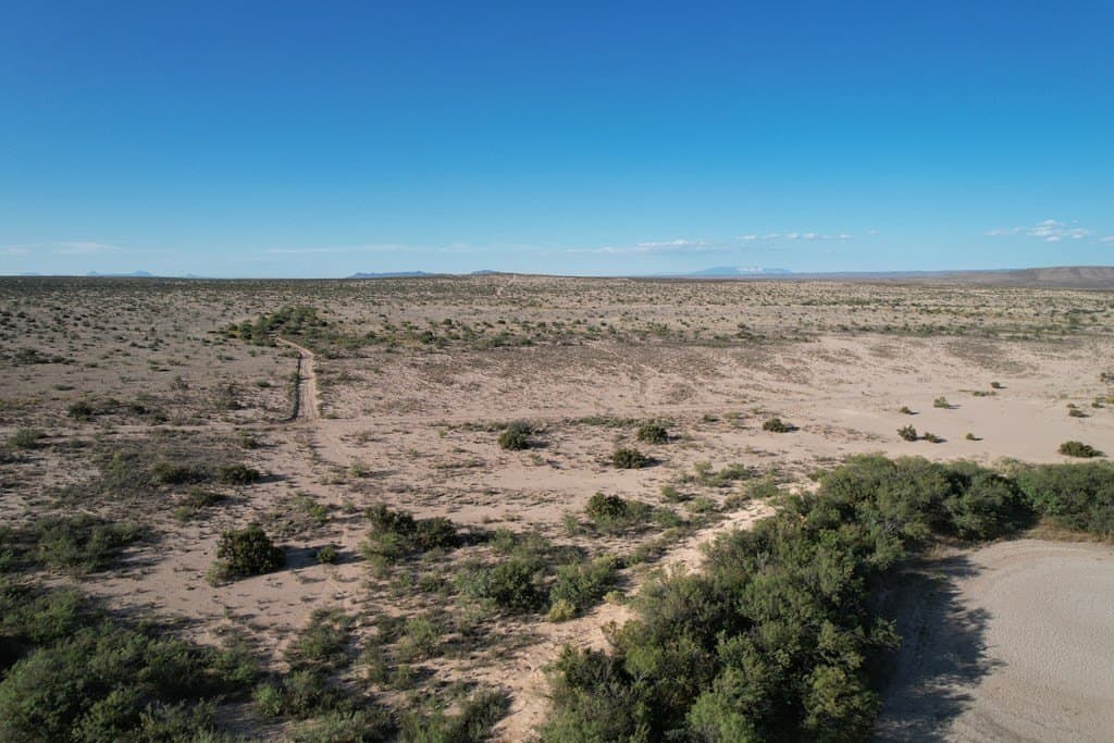 20.01 acres in Hudspeth County - photo 7