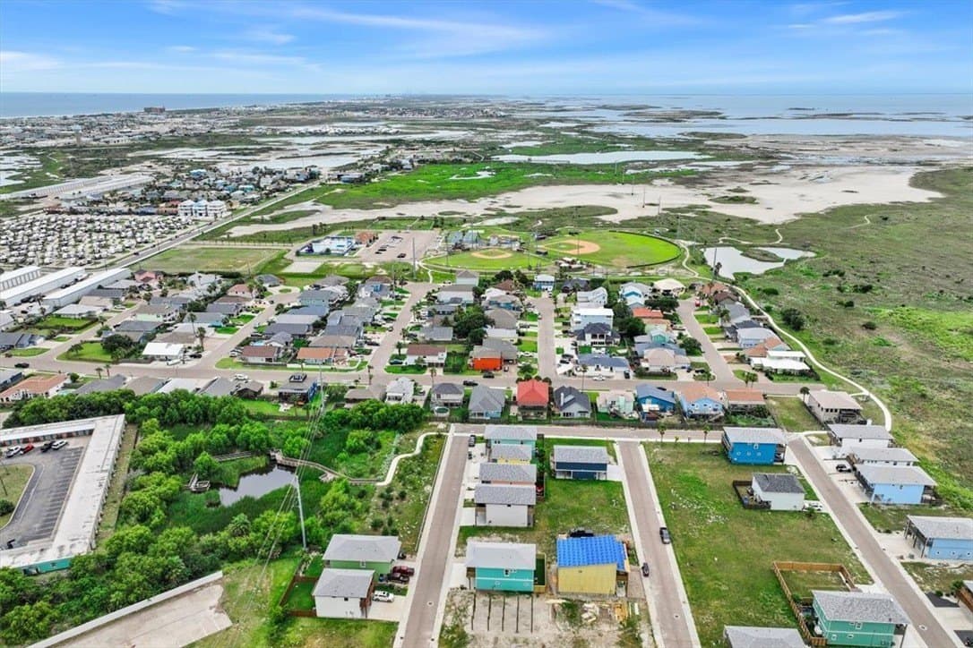 0.07 acres in Nueces County - photo 8