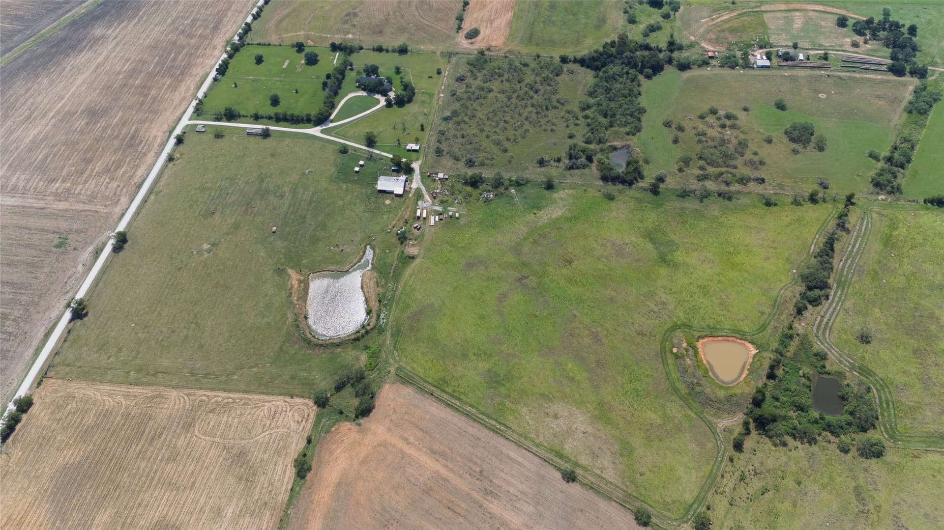 164.06 acres in Hill County - photo 36