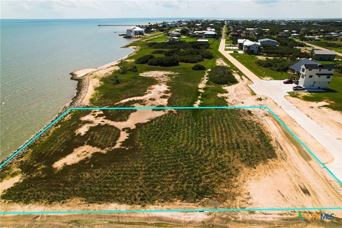 1.04 acres in Calhoun County - photo 15