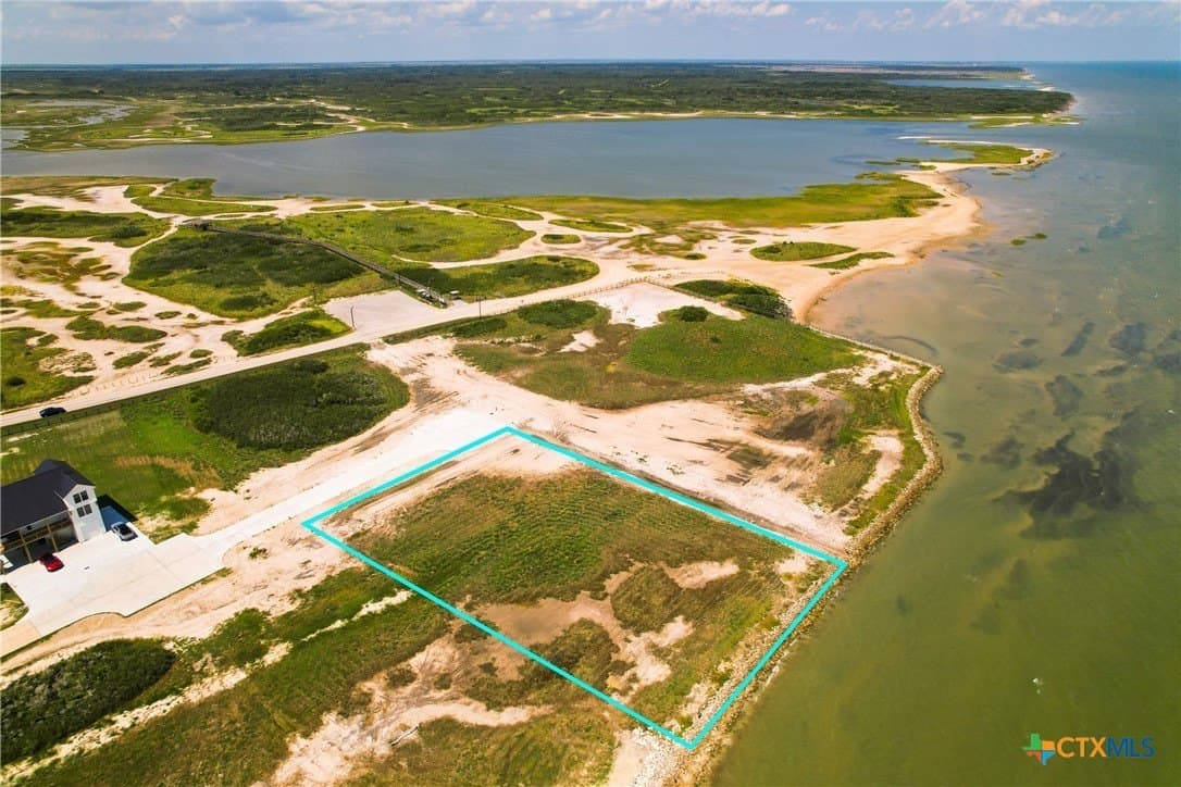 1.04 acres in Calhoun County - photo 11