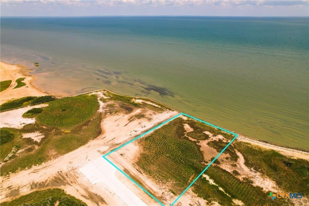 1.04 acres in Calhoun County - photo 8