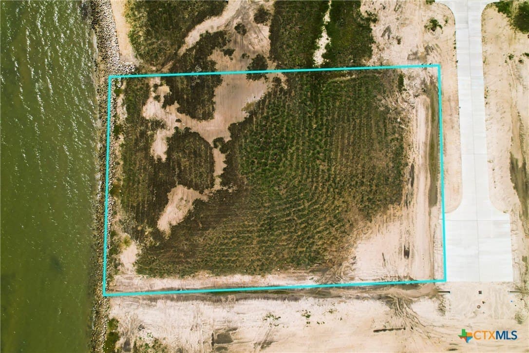 1.04 acres in Calhoun County gallery image 4