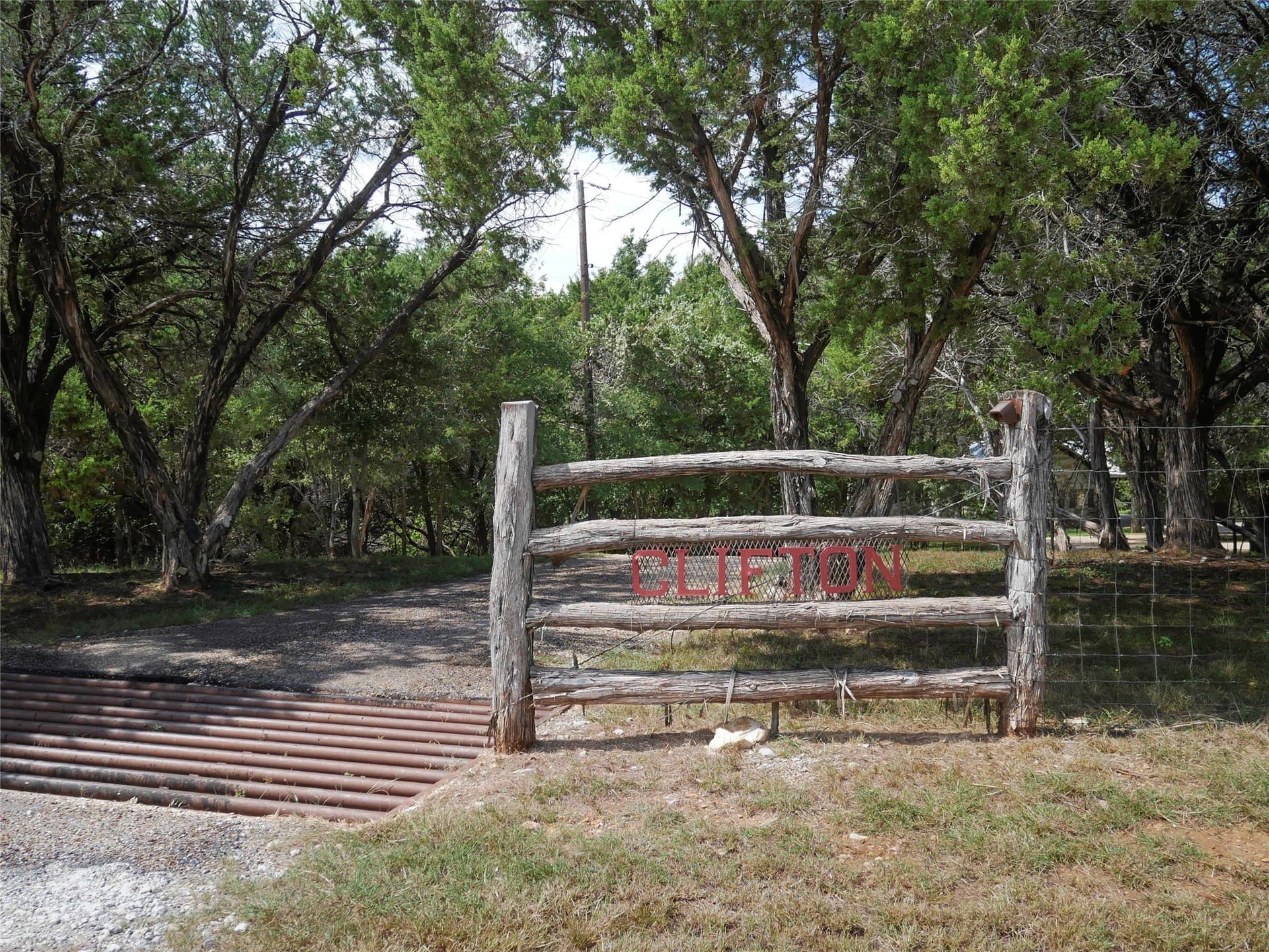25.32 acres in Bosque County - photo 7