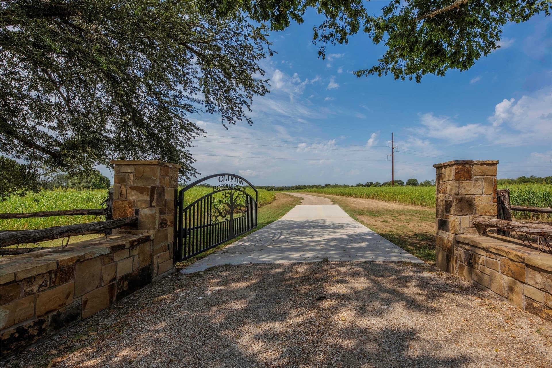 25.32 acres in Bosque County - photo 2
