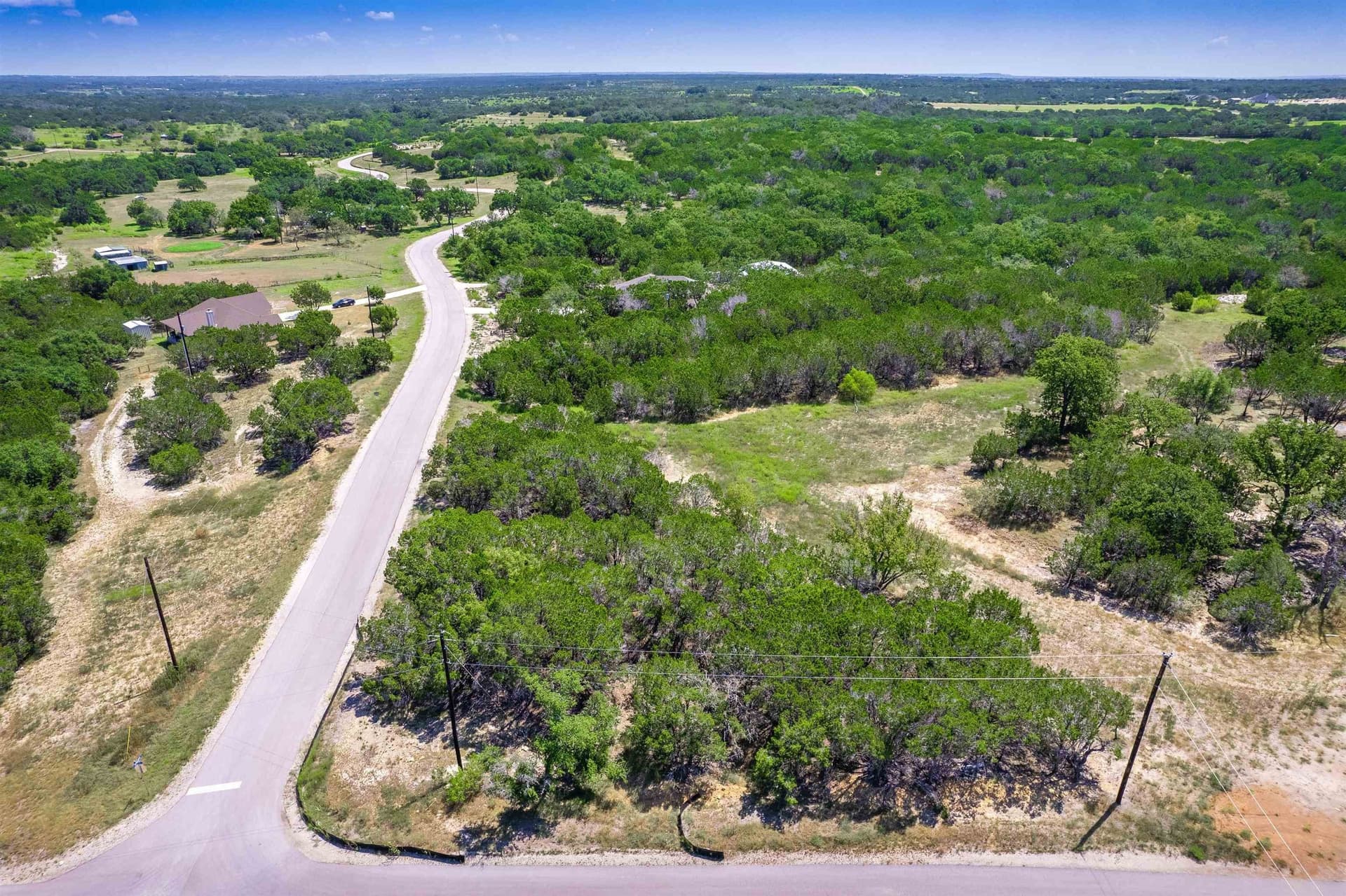 2 acres in Burnet County gallery image 4
