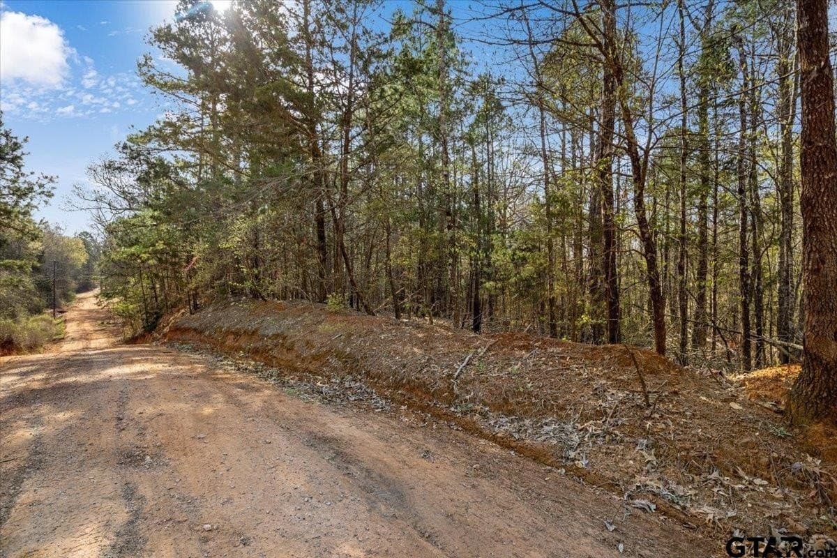 0.91 acres in Smith County