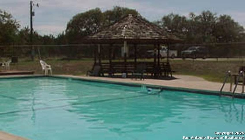 0.74 acres in Bandera County - photo 4