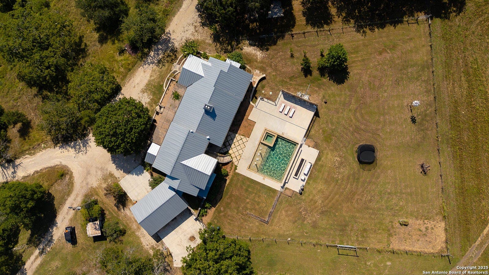 776 acres in Blanco County - photo 14
