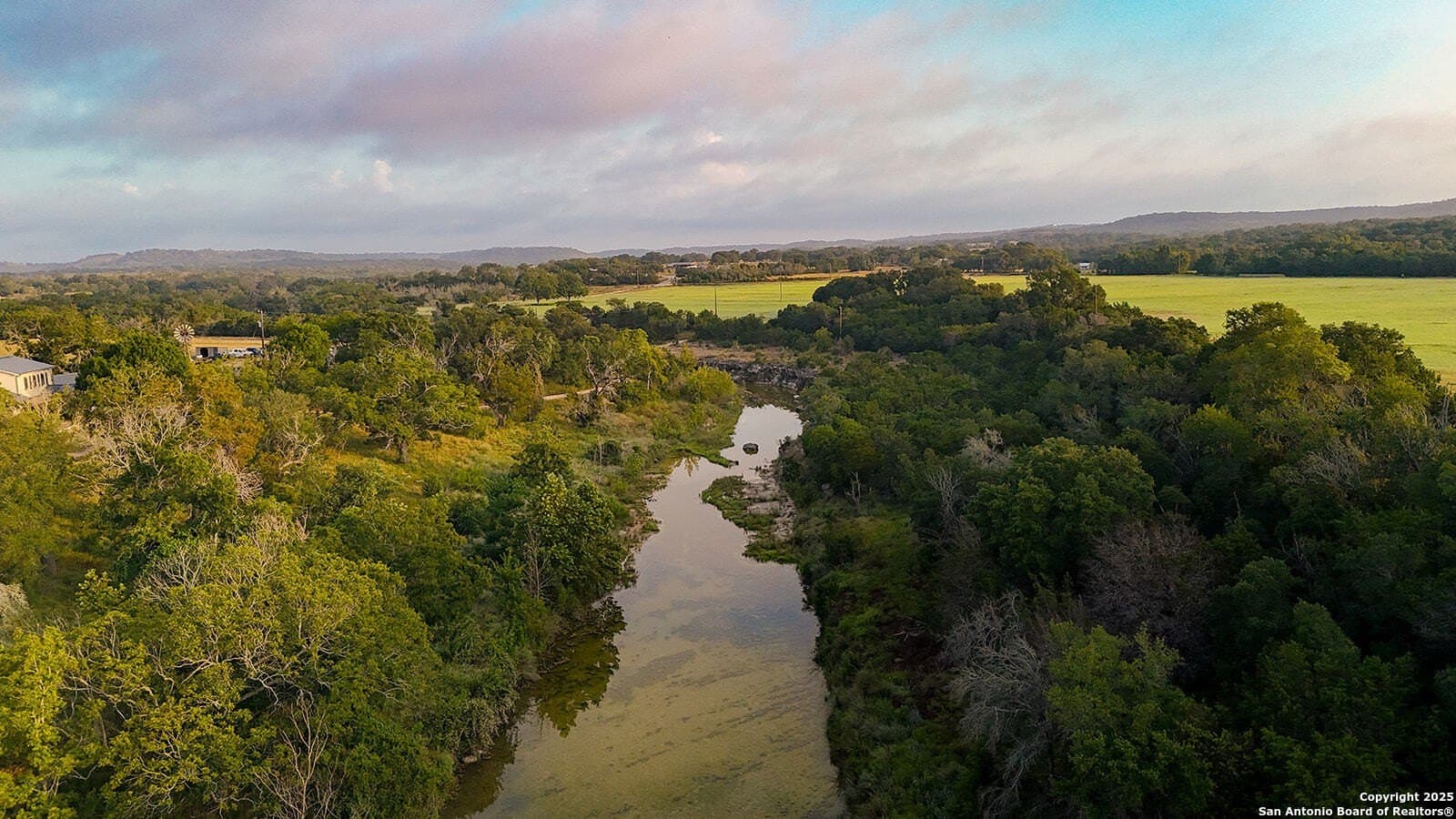 776 acres in Blanco County gallery image 3