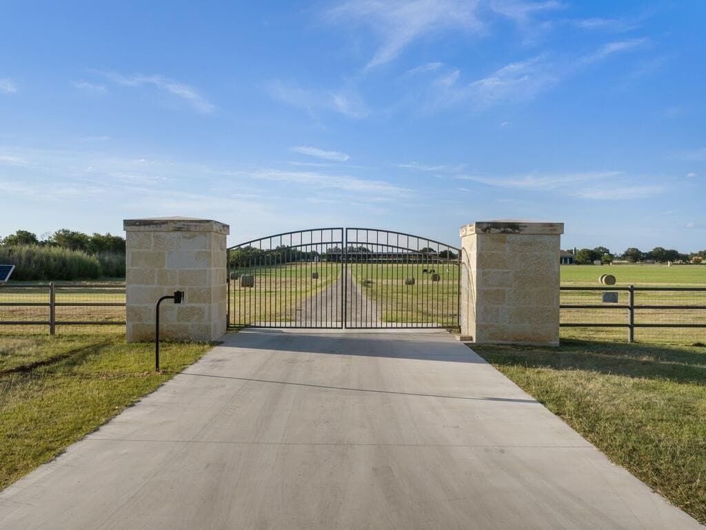 73.55 acres in Gillespie County - photo 7