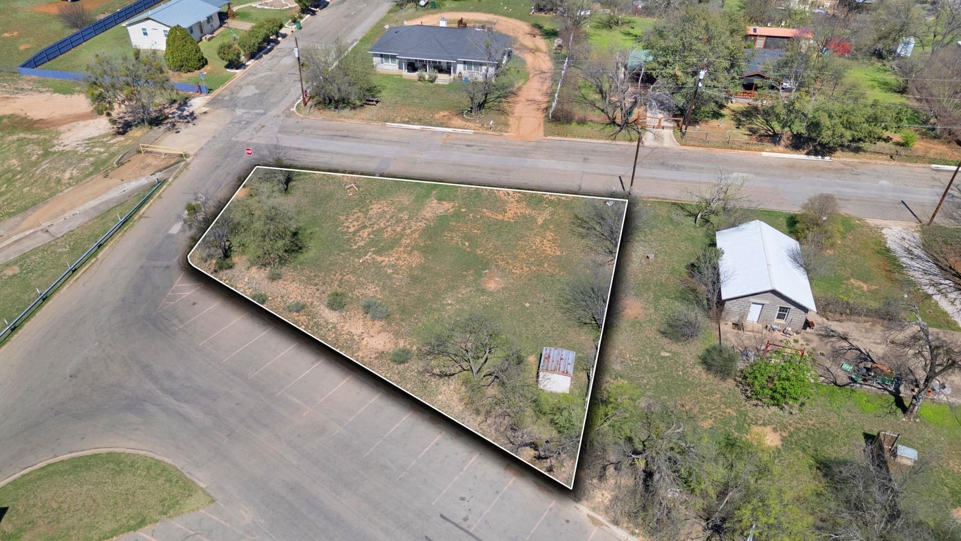0.25 acres in Llano County gallery image 2