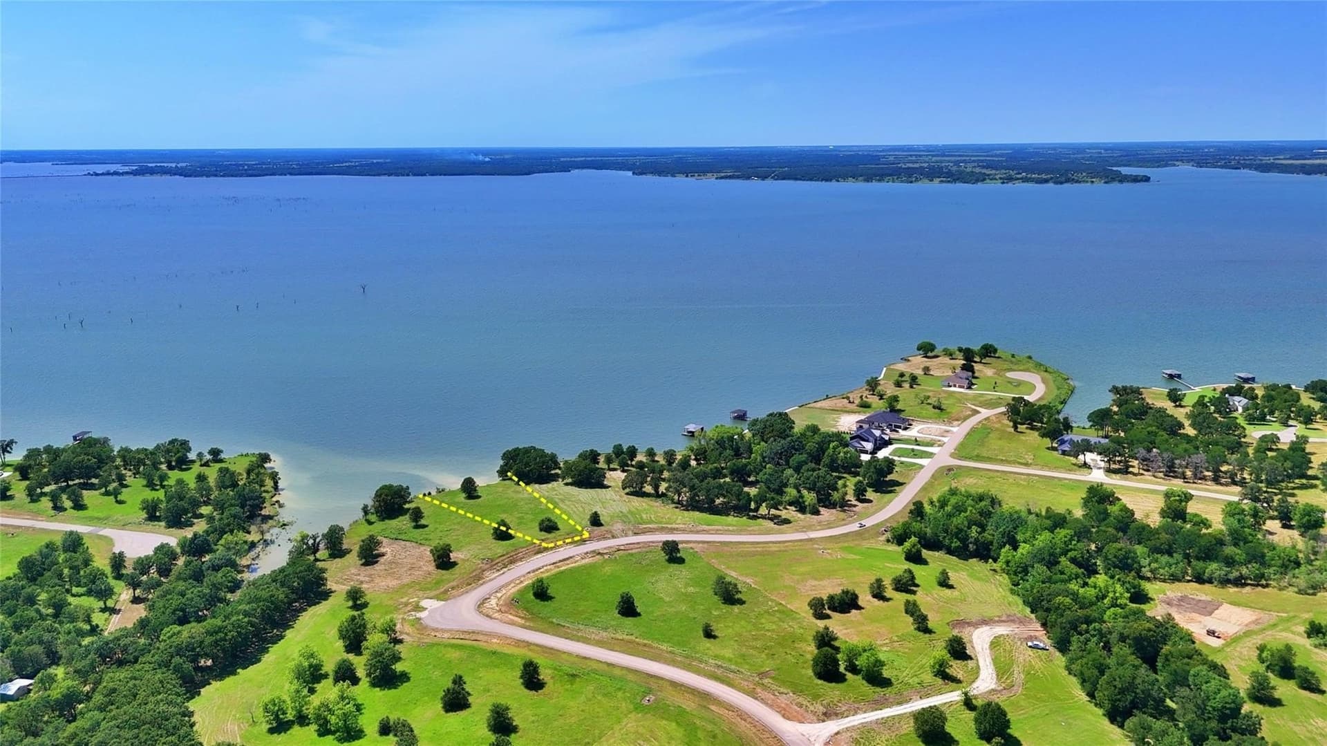 1.07 acres in Navarro County