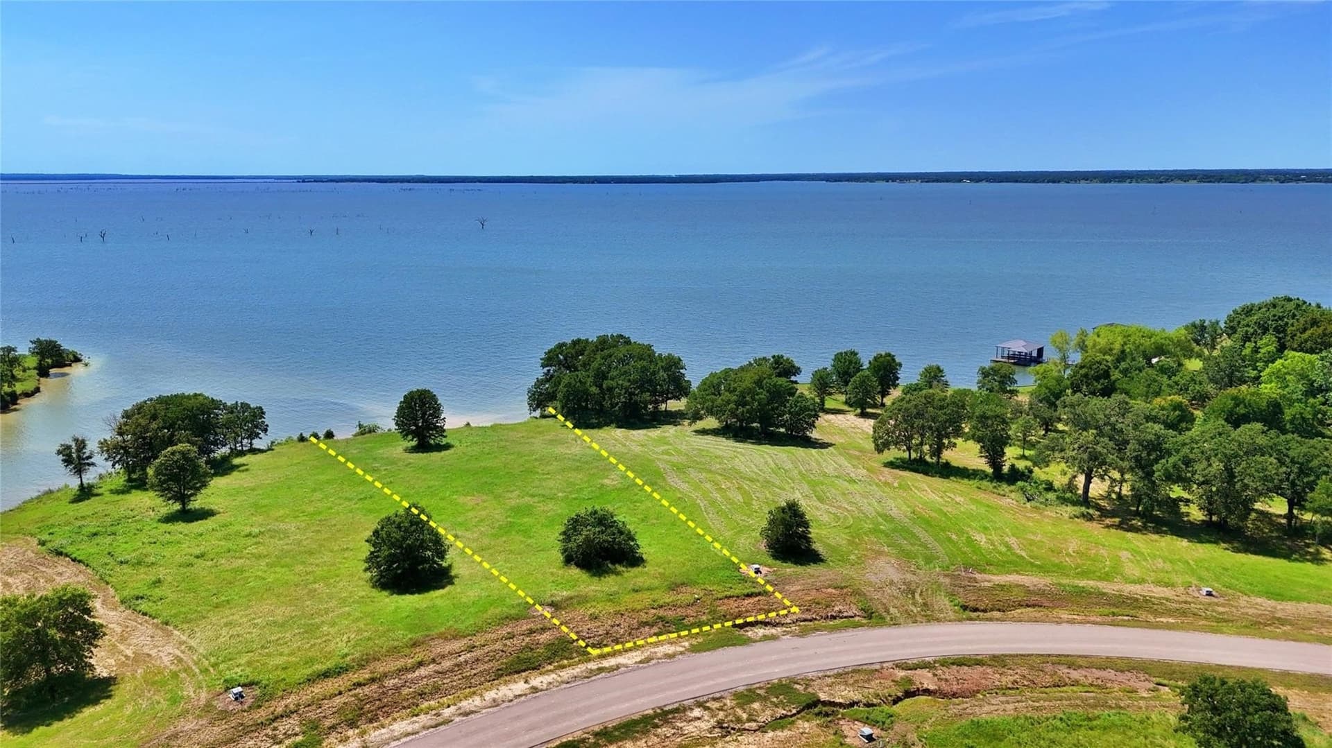 1.07 acres in Navarro County gallery image 2