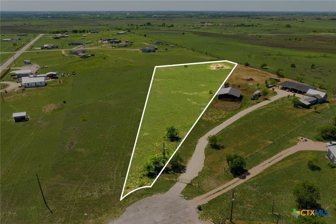 2.28 acres in Burnet County gallery image 2