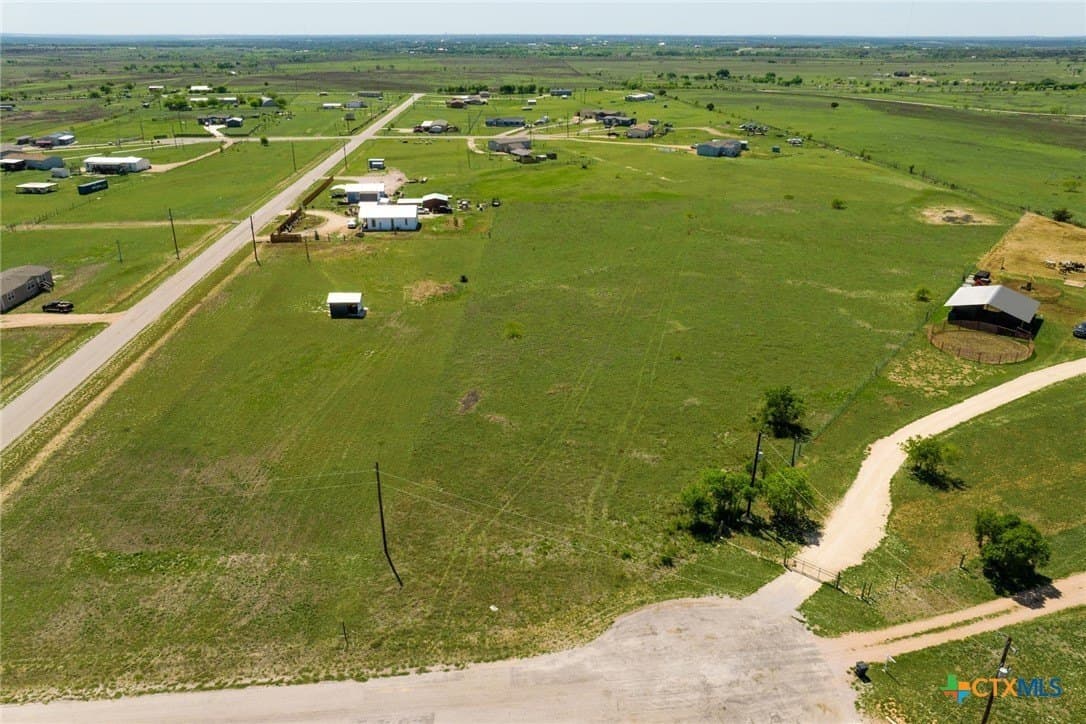 2.28 acres in Burnet County gallery image 3