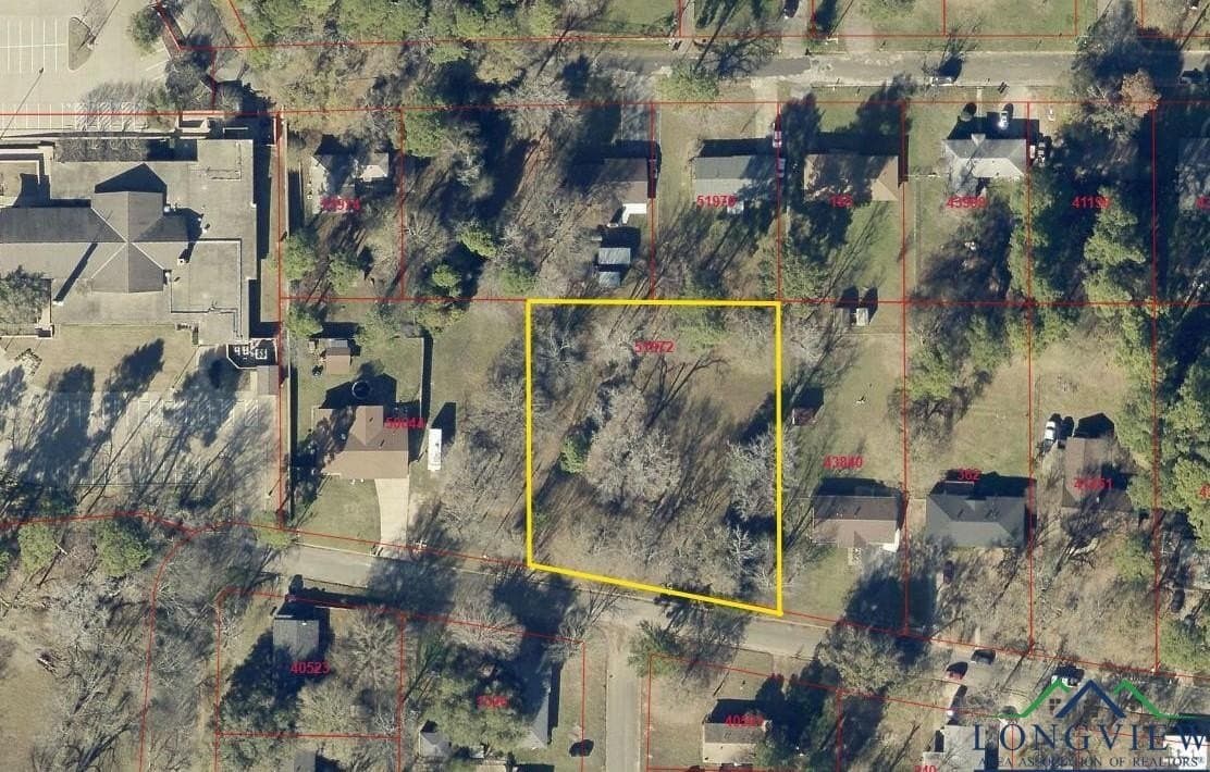 0.8 acres in Upshur County gallery image 2