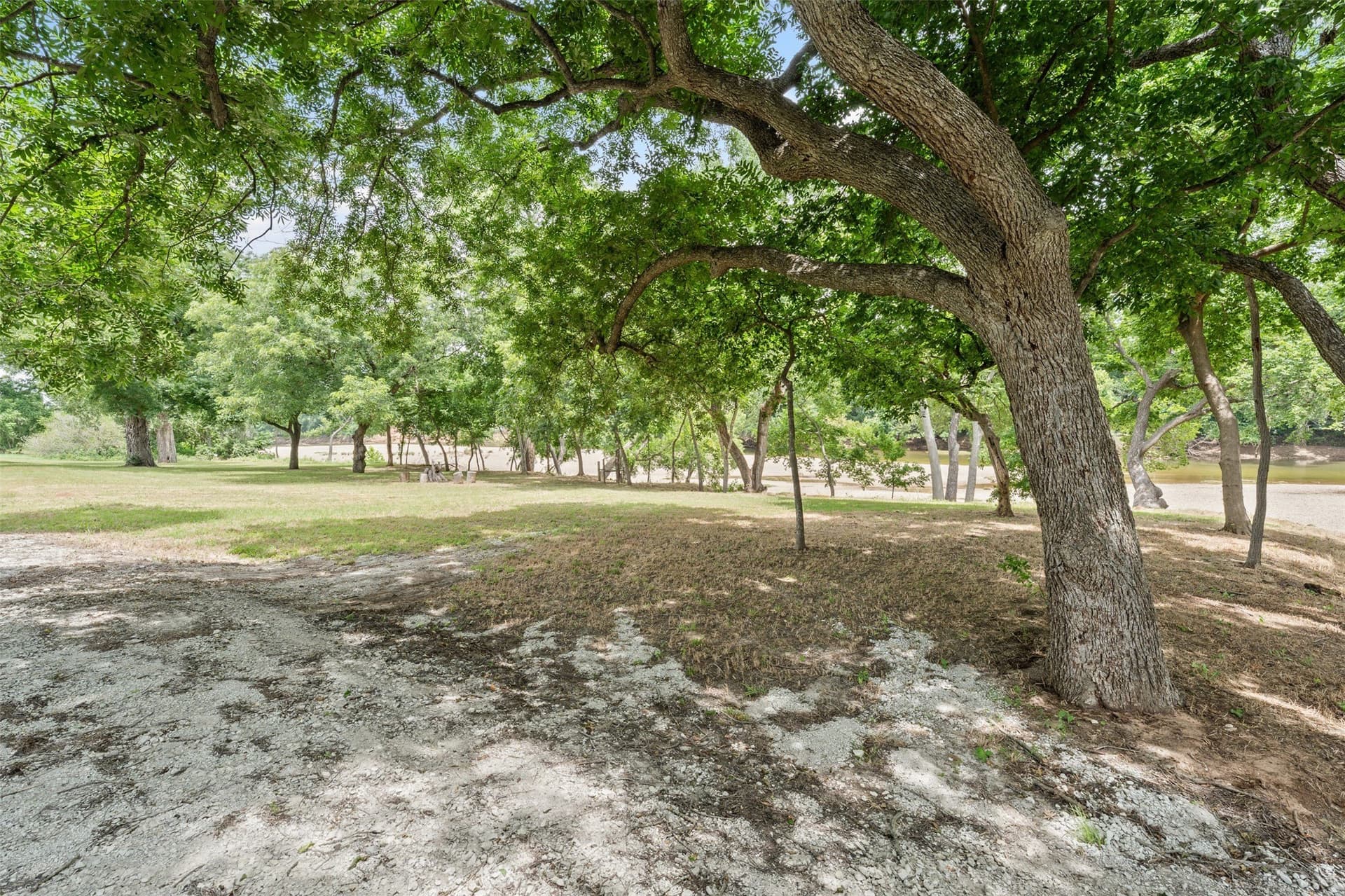 6.06 acres in Bosque County - photo 4