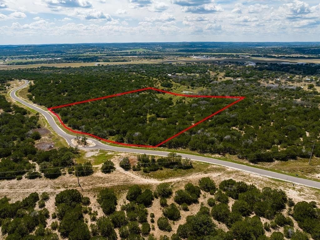 12.57 acres in Kerr County gallery image 4