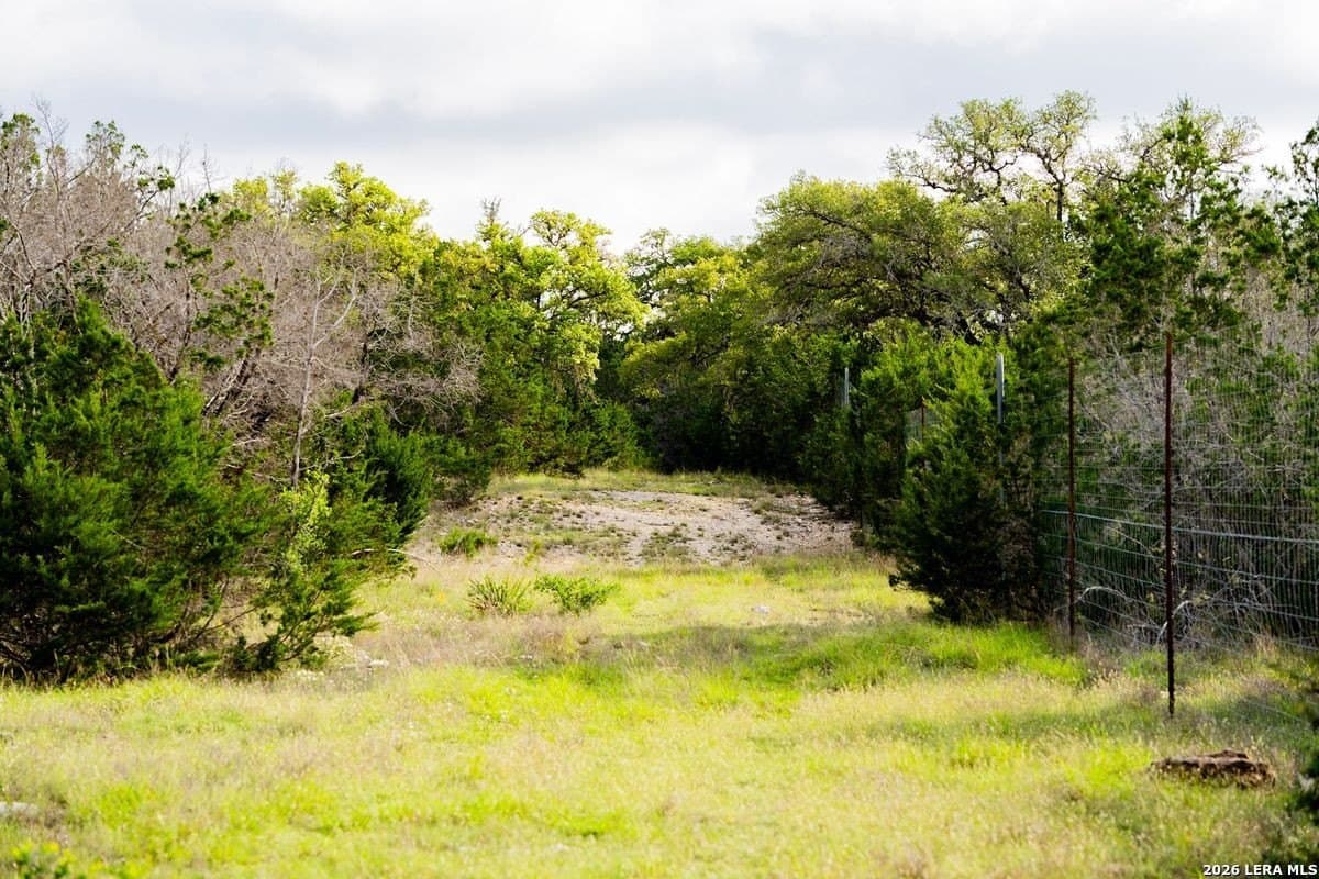 147 acres in Bandera County - photo 6