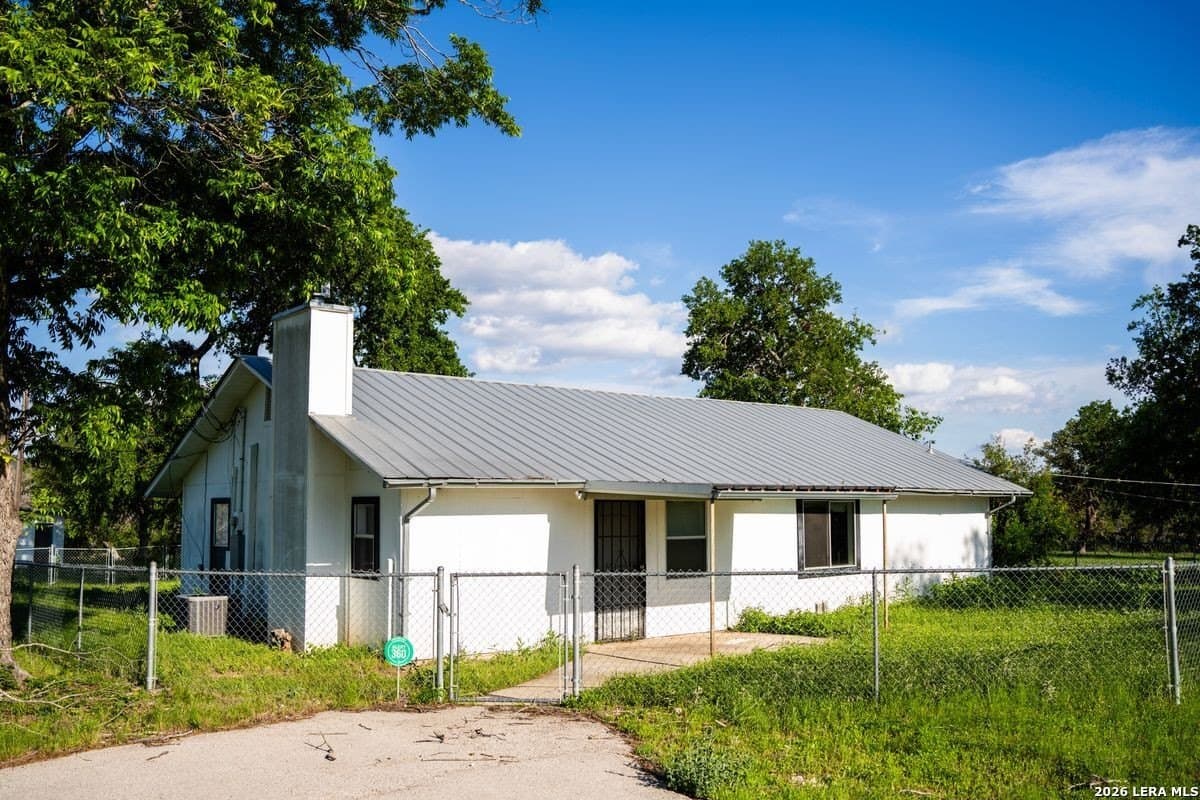 147 acres in Bandera County - photo 22
