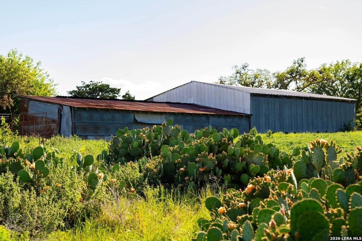 147 acres in Bandera County - photo 34
