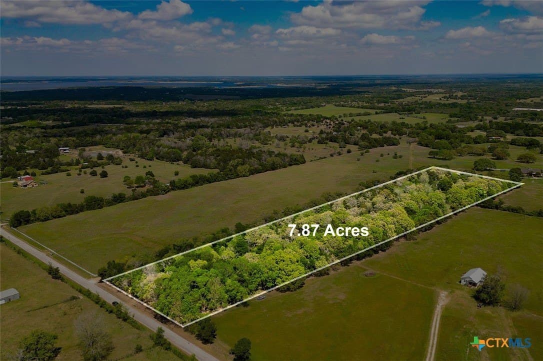 7.87 acres in Washington County