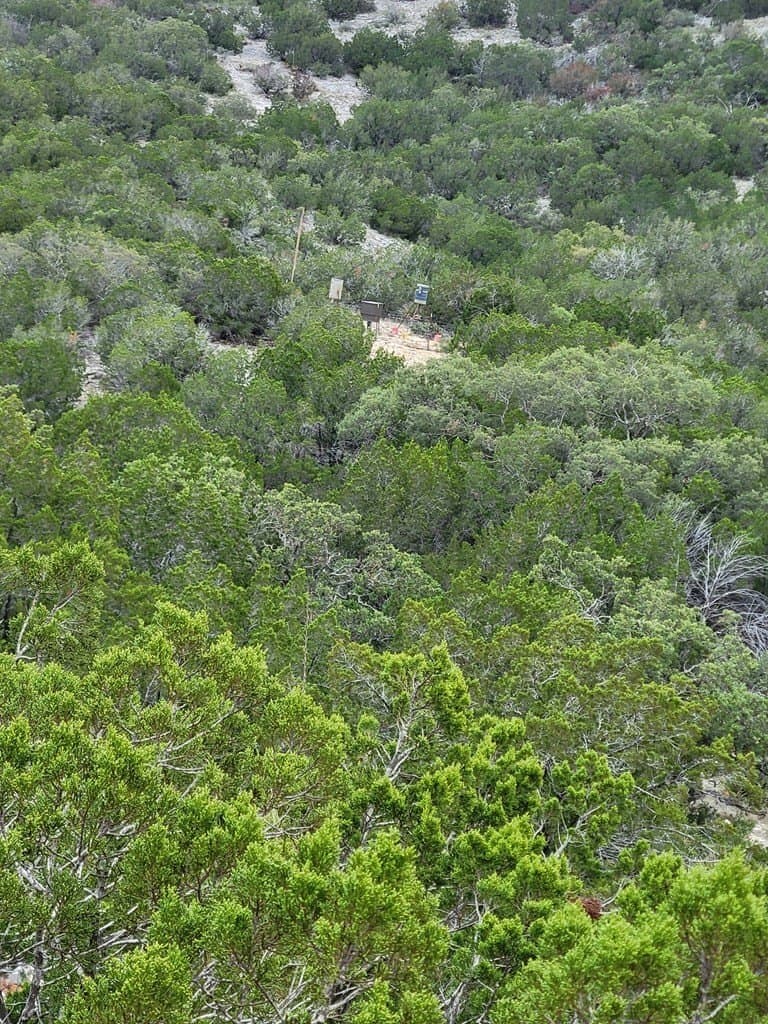 35.88 acres in Edwards County gallery image 3