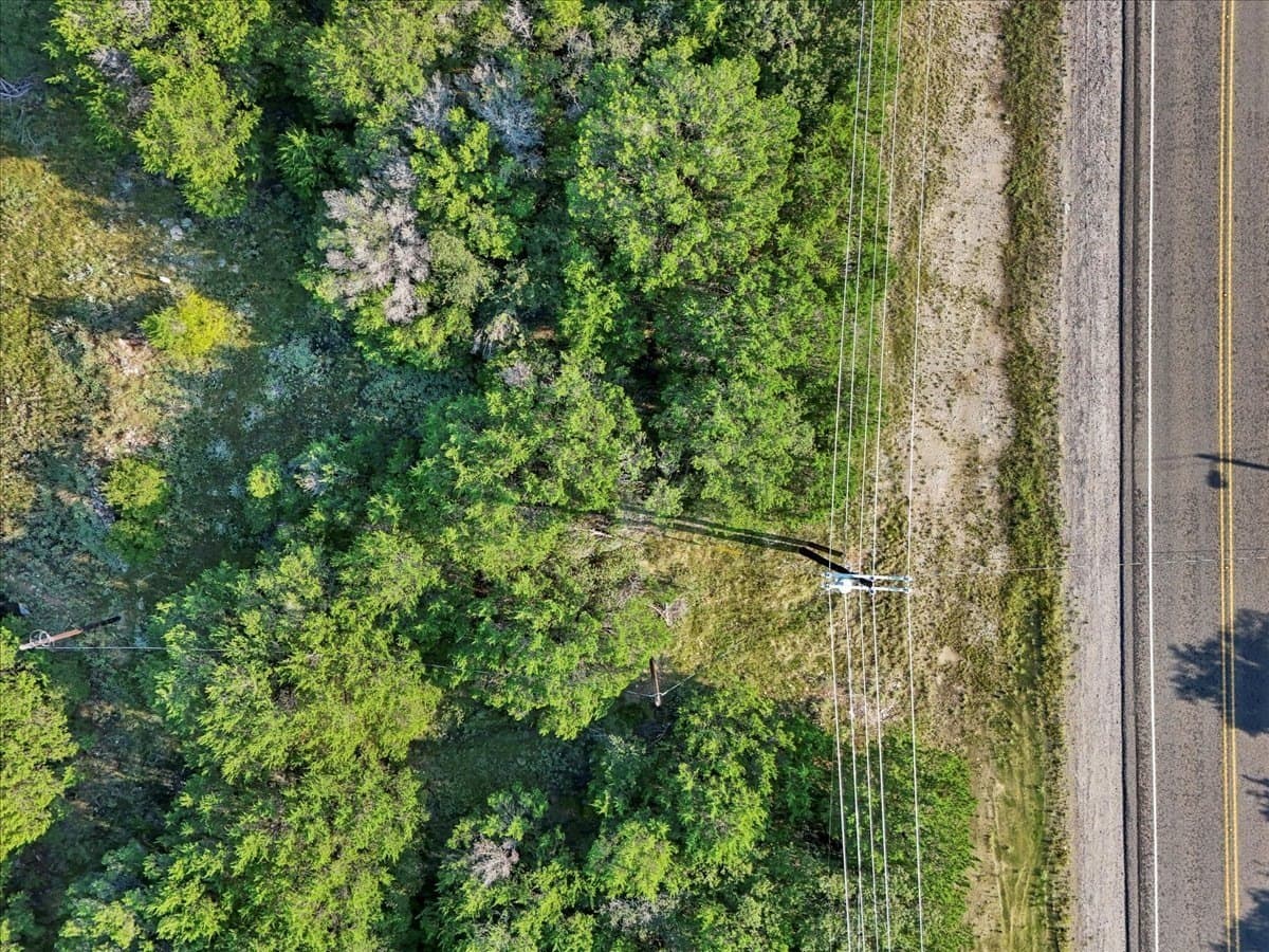 0.04 acres in Hood County - photo 8