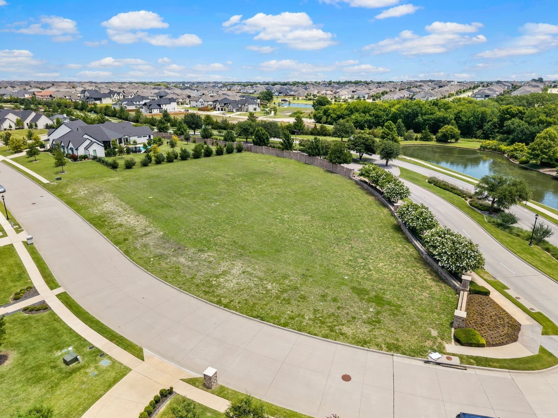 1.15 acres in Collin County gallery image 3