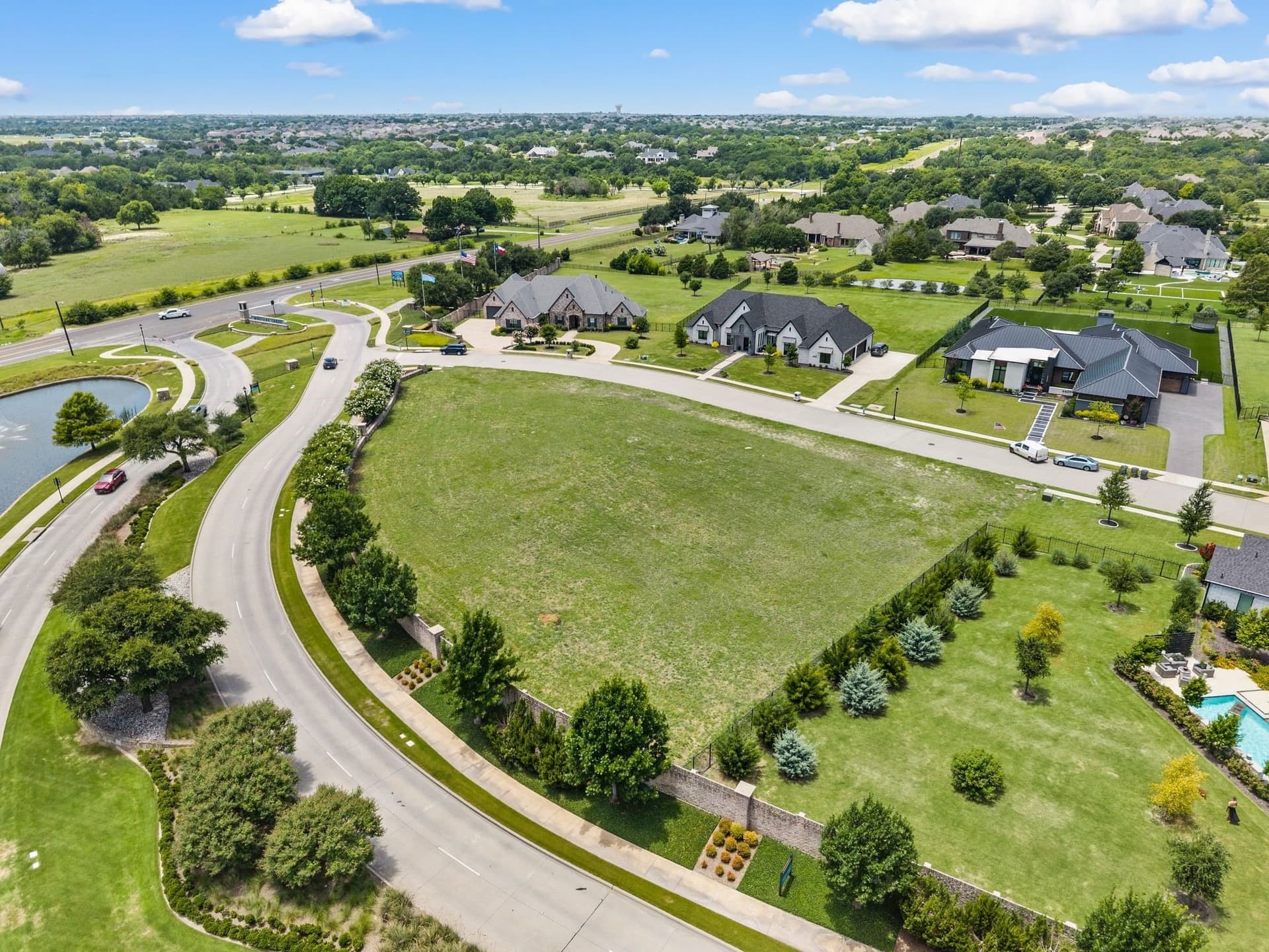 1.15 acres in Collin County gallery image 2