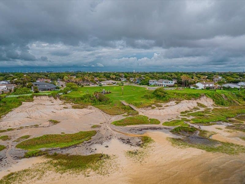 21,700 acres in San Patricio County - photo 25