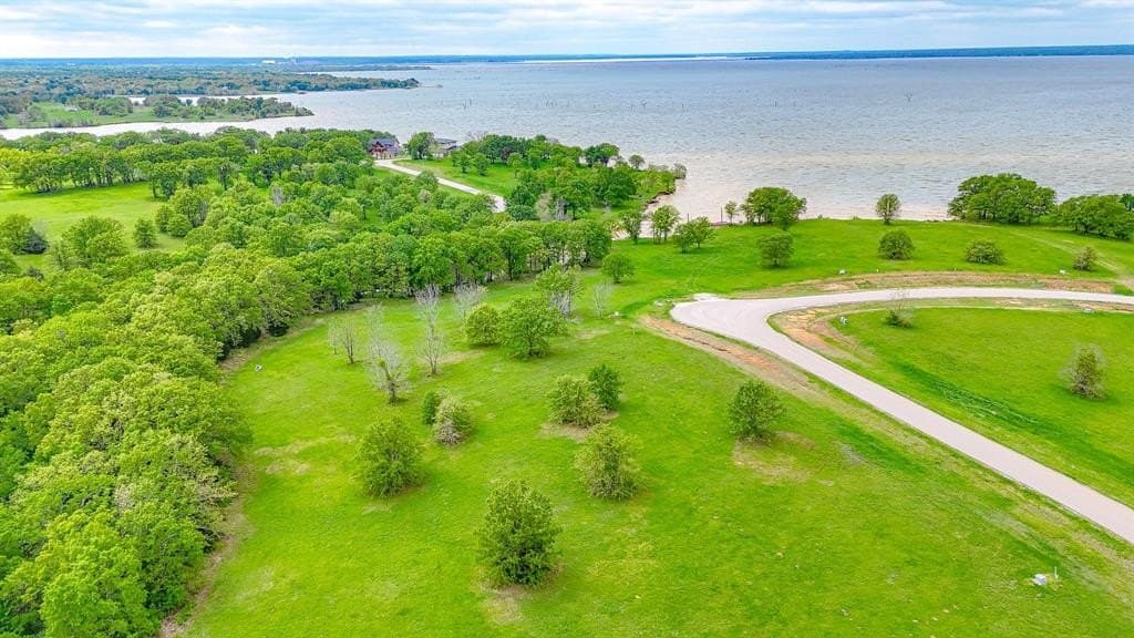 2.04 acres in Navarro County gallery image 3