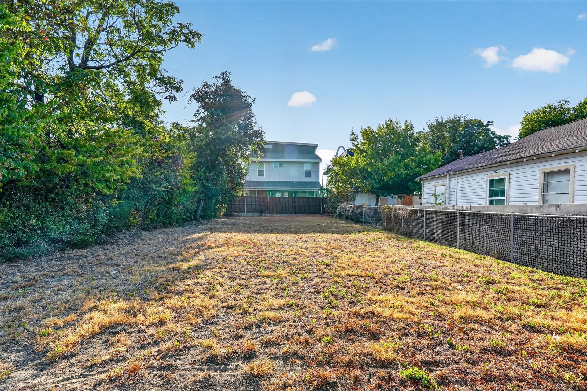 0.09 acres in Dallas County - photo 11