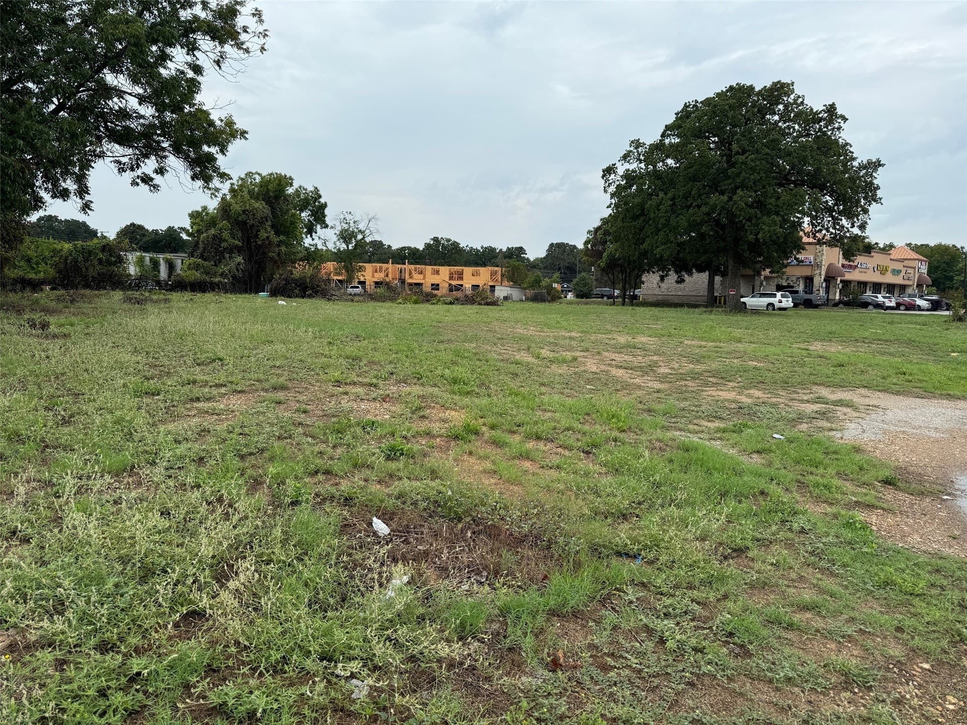0.79 acres in Tarrant County - photo 3