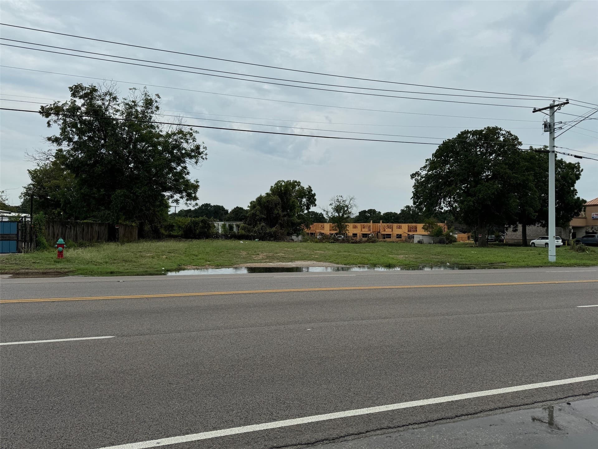 0.79 acres in Tarrant County - photo 6