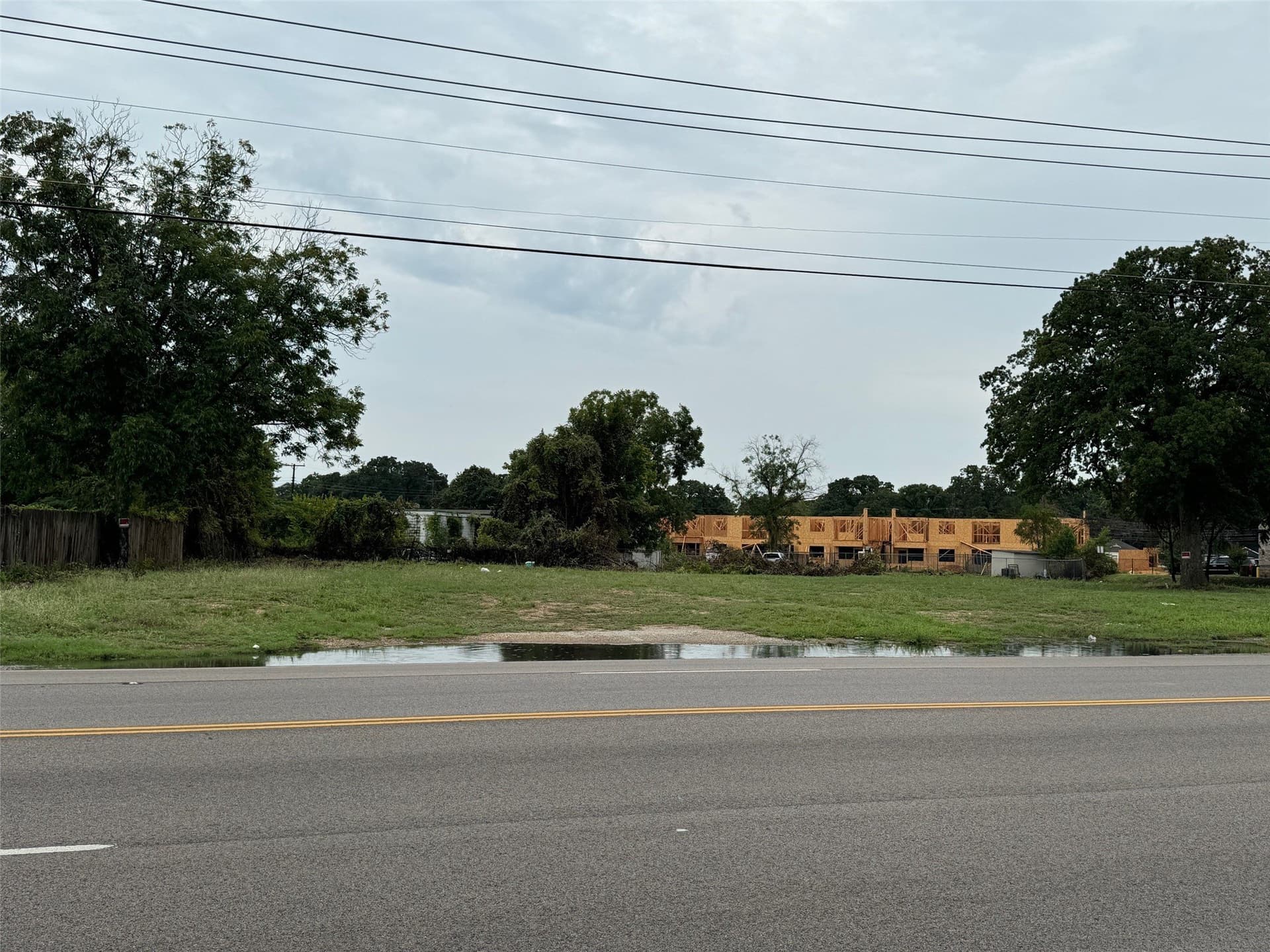 0.79 acres in Tarrant County - photo 8