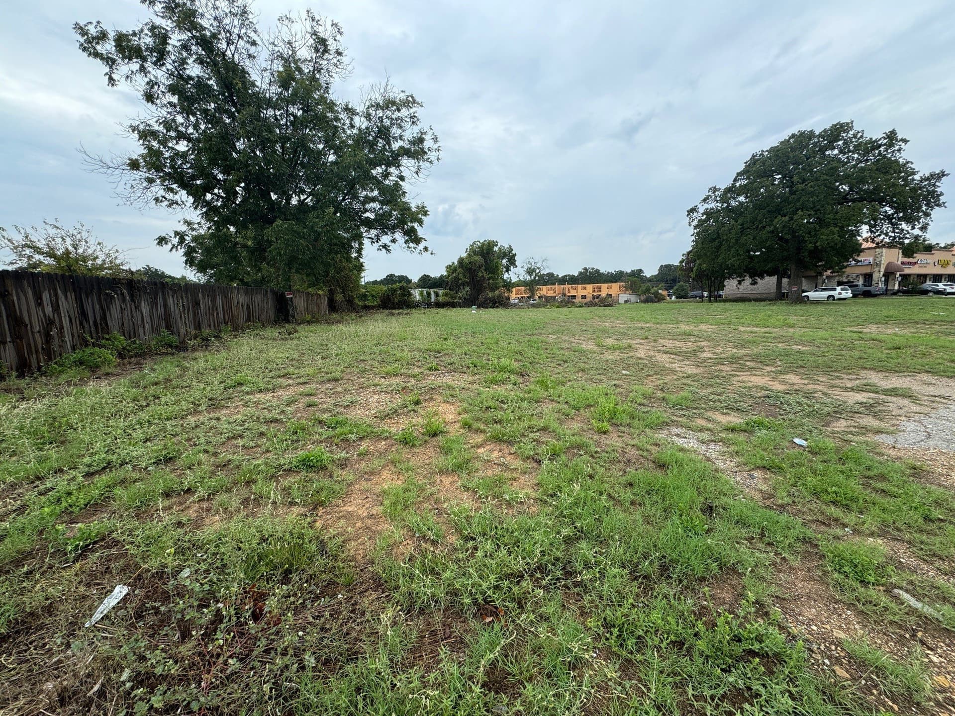 0.79 acres in Tarrant County - photo 5