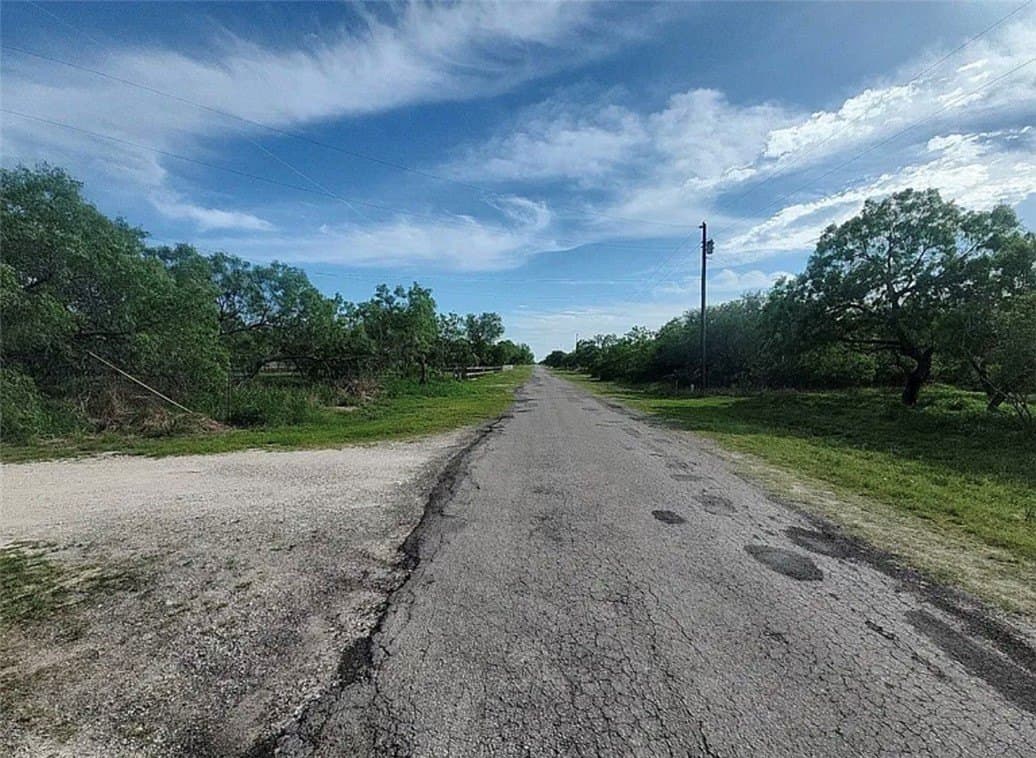 1.25 acres in Jim Wells County