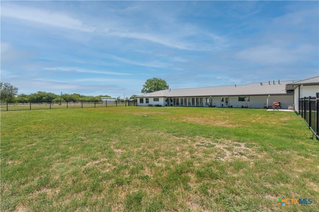 25.01 acres in Hill County - photo 34