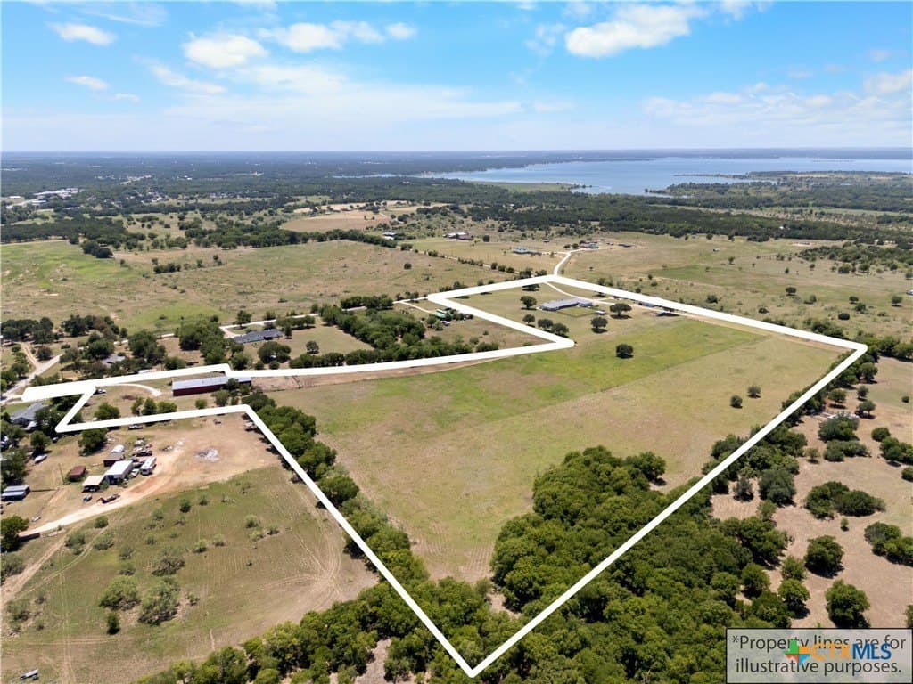 25.01 acres in Hill County - photo 2