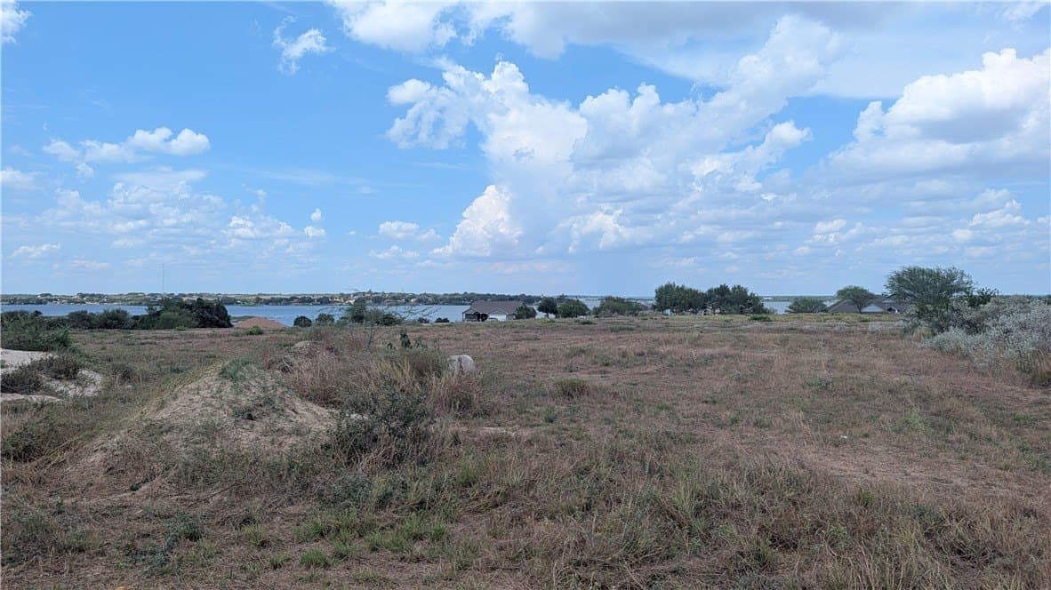 1.64 acres in Jim Wells County - photo 8