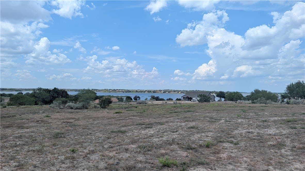 1.64 acres in Jim Wells County - photo 4
