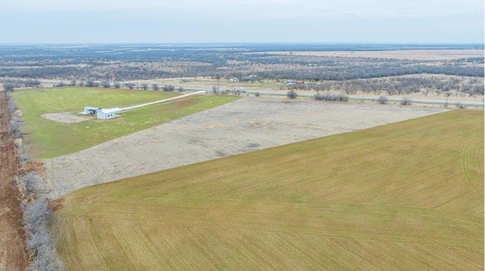 4.66 acres in Shackelford County - photo 4