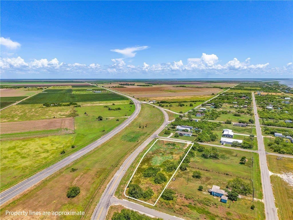 1.01 acres in Refugio County - photo 14