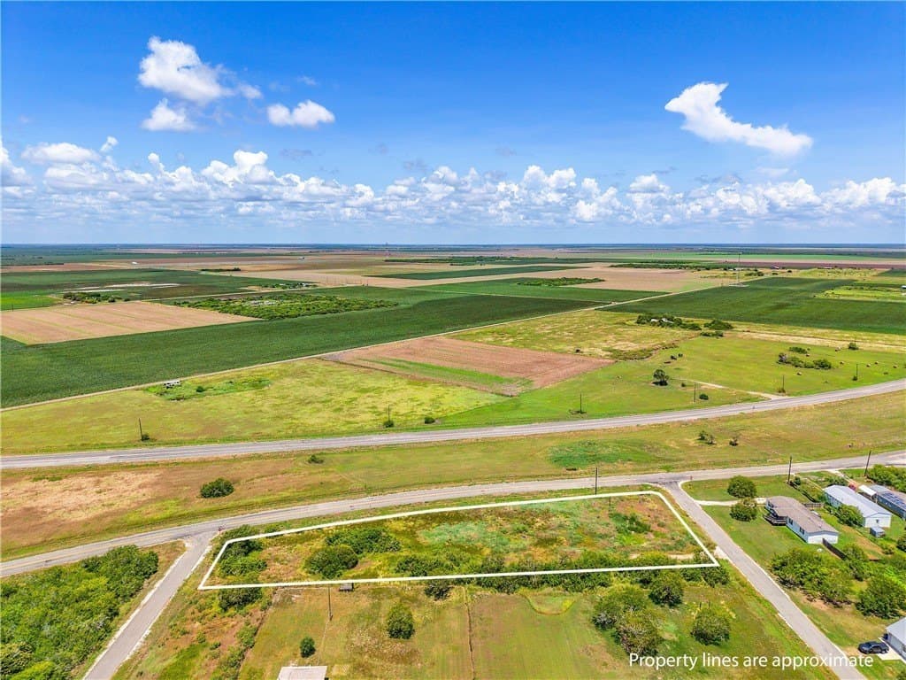 1.01 acres in Refugio County - photo 12