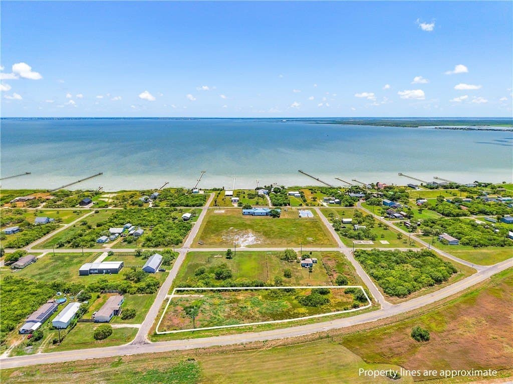 1.01 acres in Refugio County - photo 30