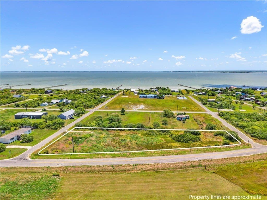 1.01 acres in Refugio County - photo 22