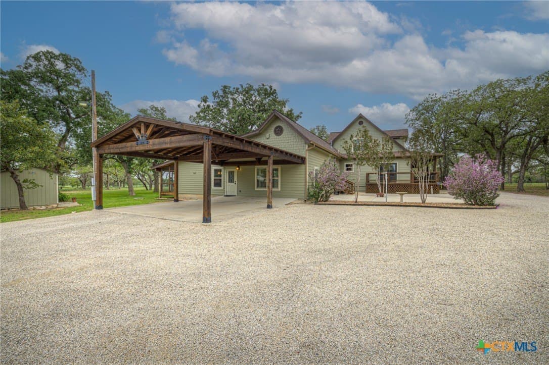 10 acres in Guadalupe County featured view