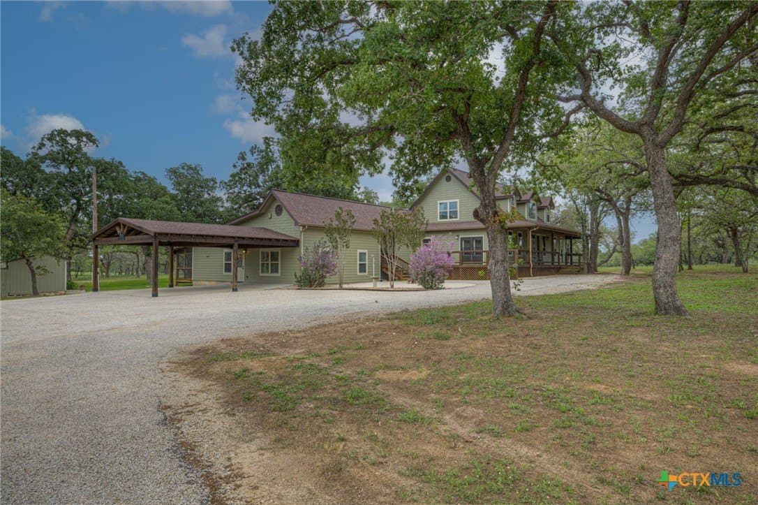 10 acres in Guadalupe County gallery image 2